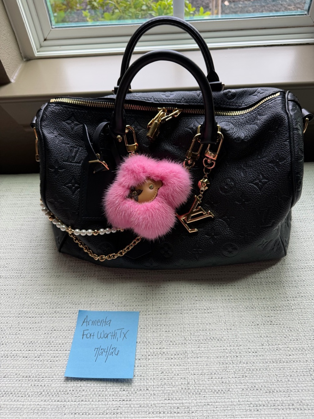 Louis Vuitton Viviene Pink mink fur Pom Bag or Key Charm with Gold Hardware - Picture 6 of 6